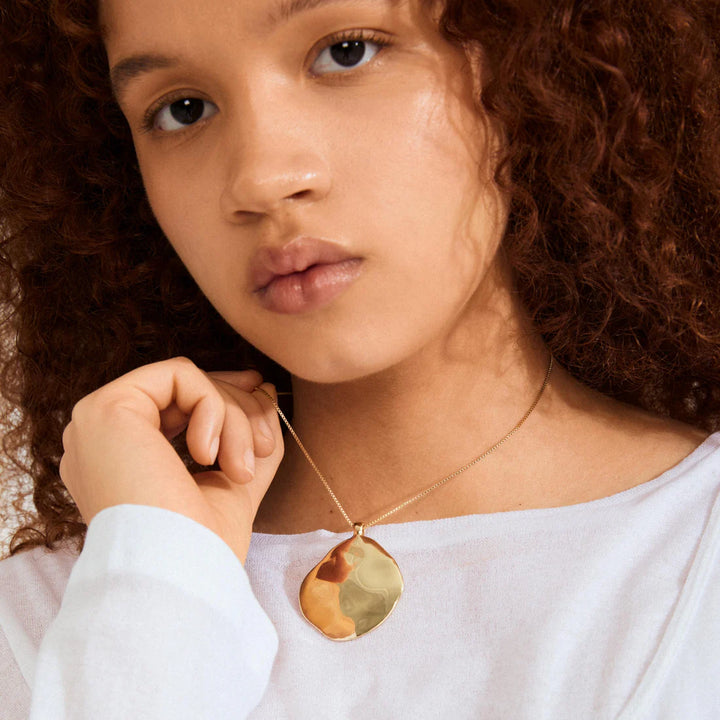 Sparkle Recycled Wavy Pendant Necklace