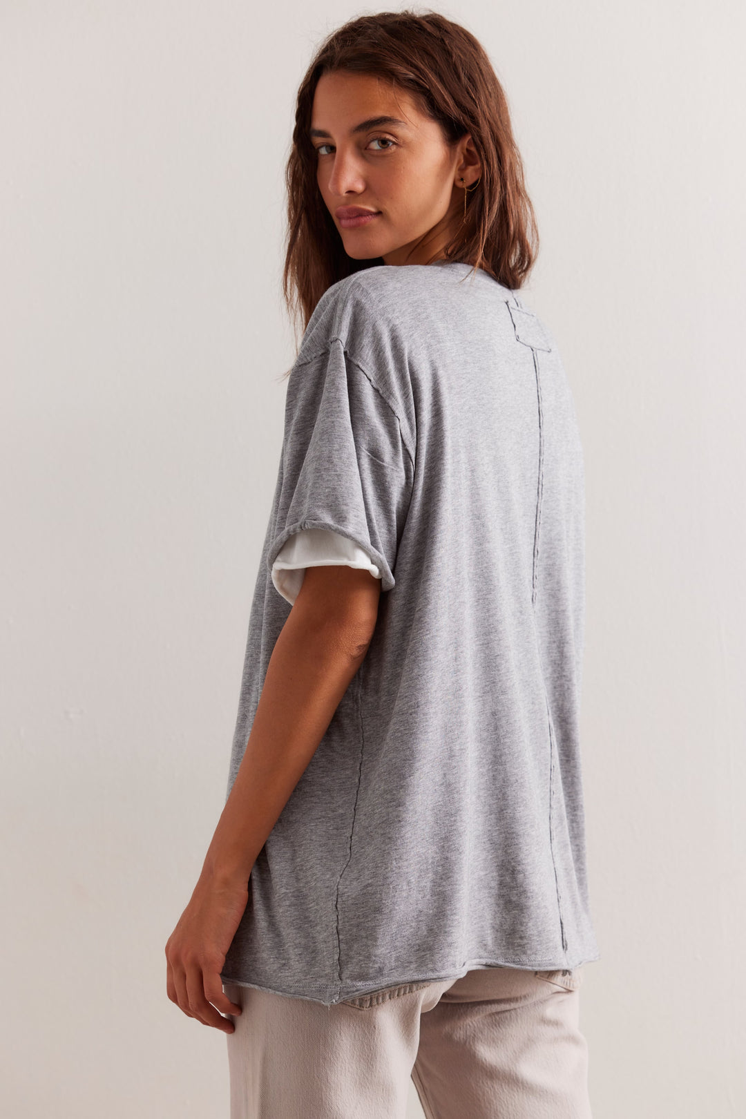 Nina Tee