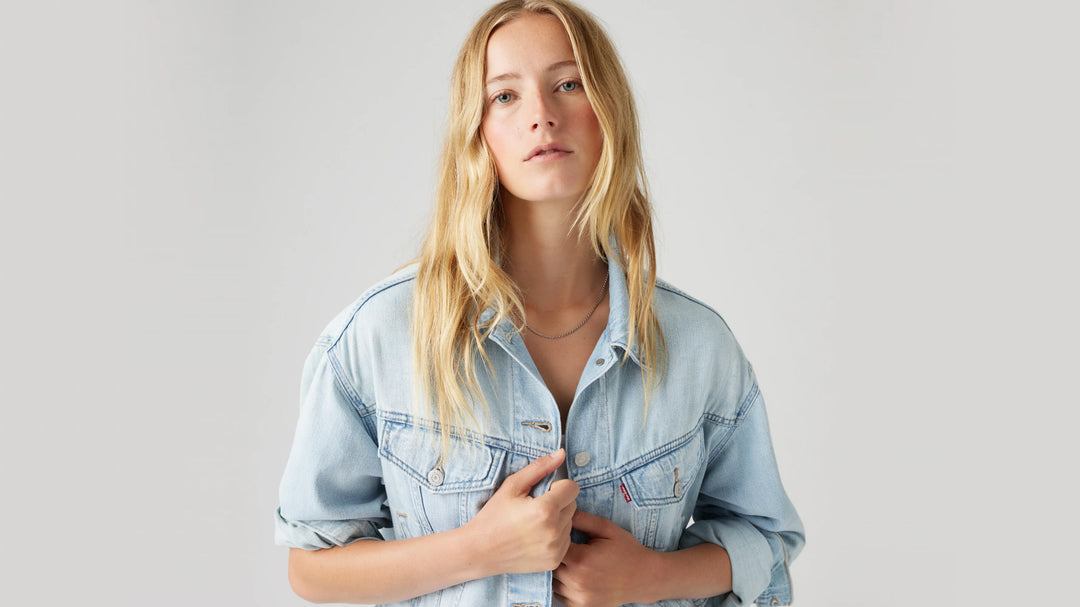 Shrunken '90s Linen + Denim Lightweight Trucker Jacket