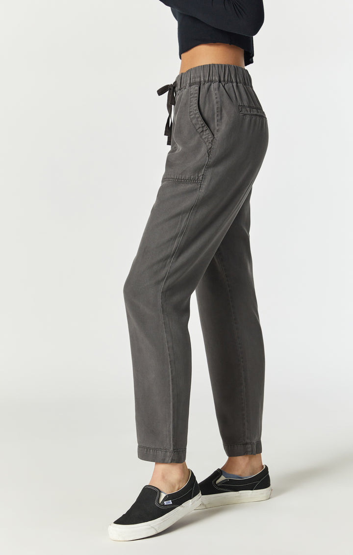 Women Woven Pant