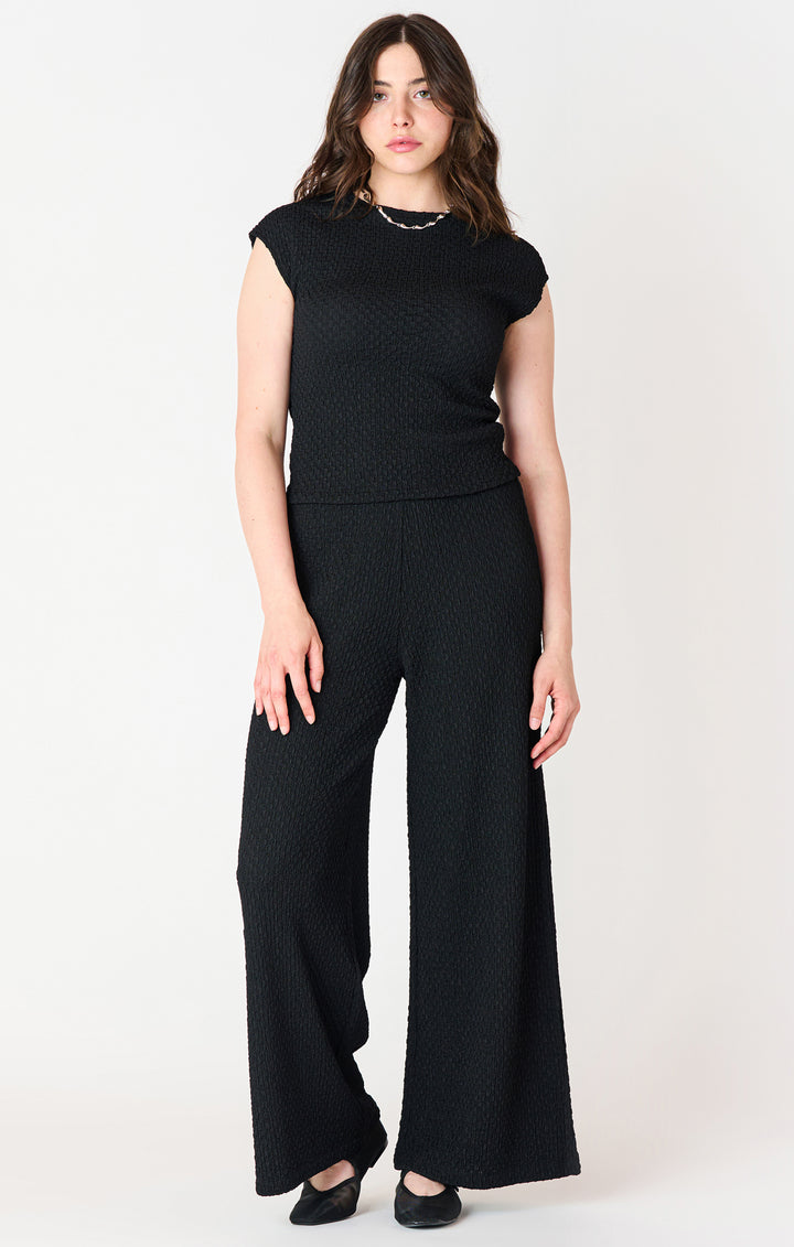 Liana Textured Wide Leg Pant