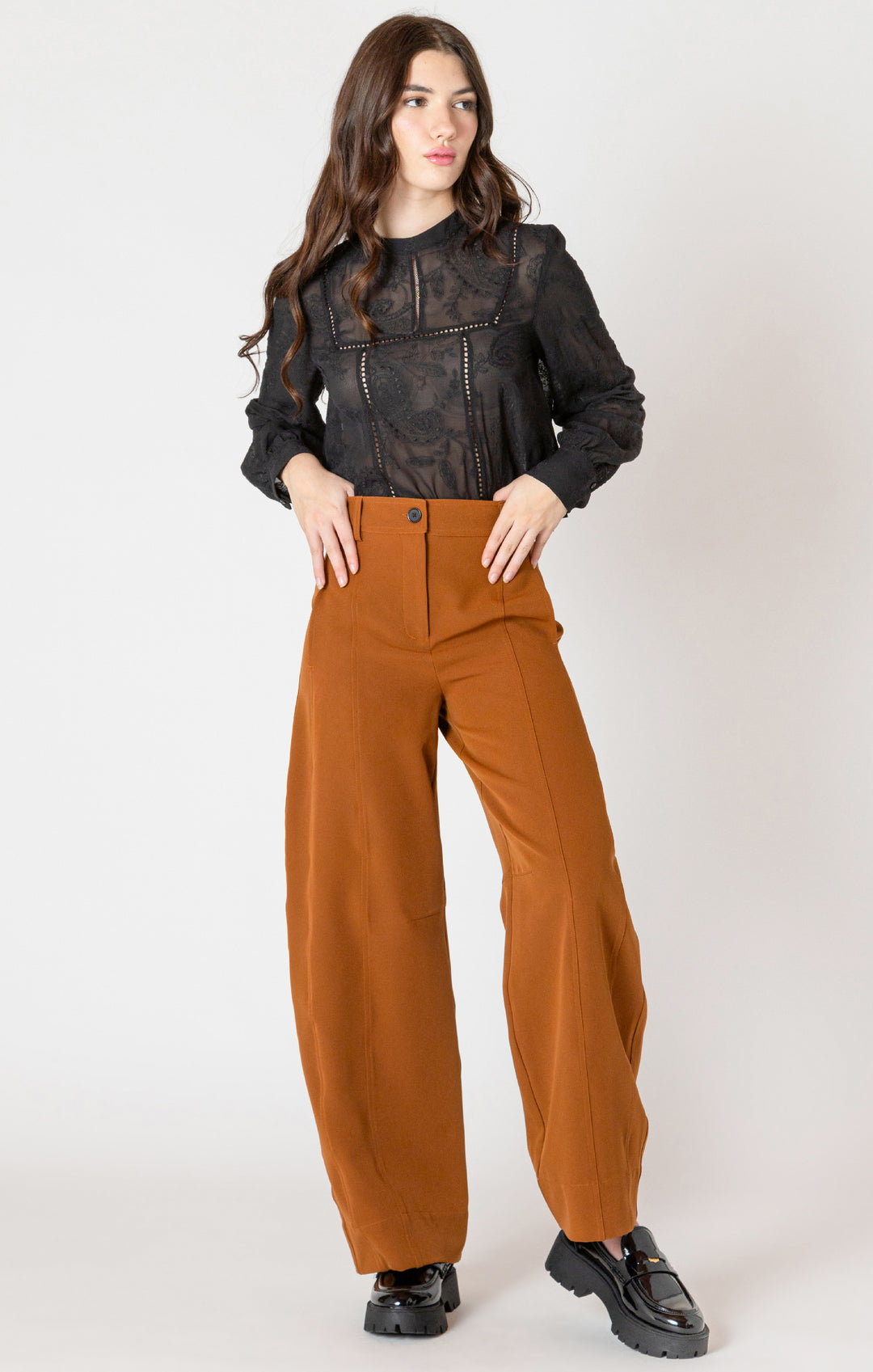 Trinity Barrel Leg Trouser