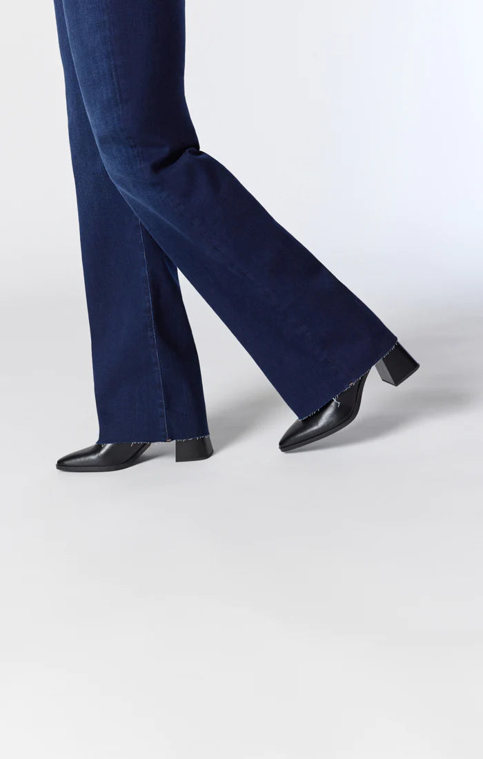 Victoria Wide Leg Jeans